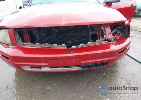 2009 Ford Mustang z USA, uszkodzony, nr VIN 1ZVHT80N895112191